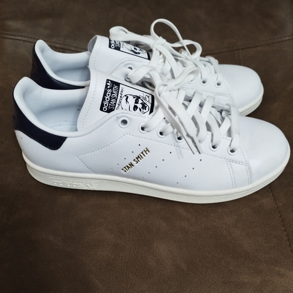 Adidas Stan Smith - Picture 2 of 6